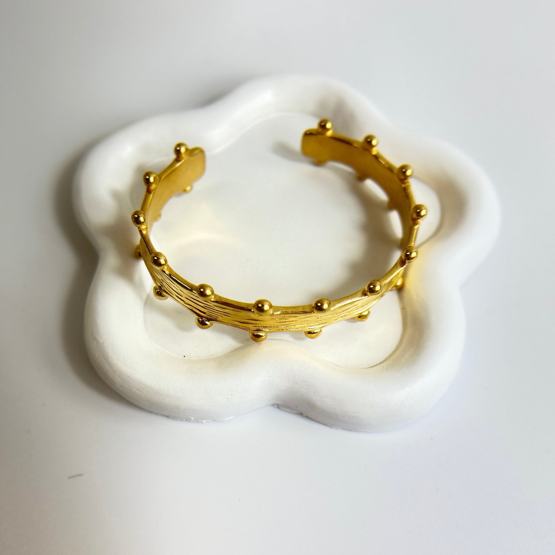 Corona Bracelet