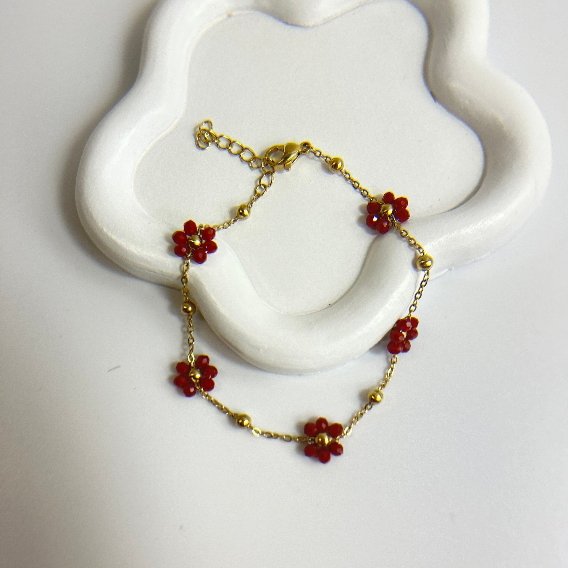 Flores Rojas Bracelet