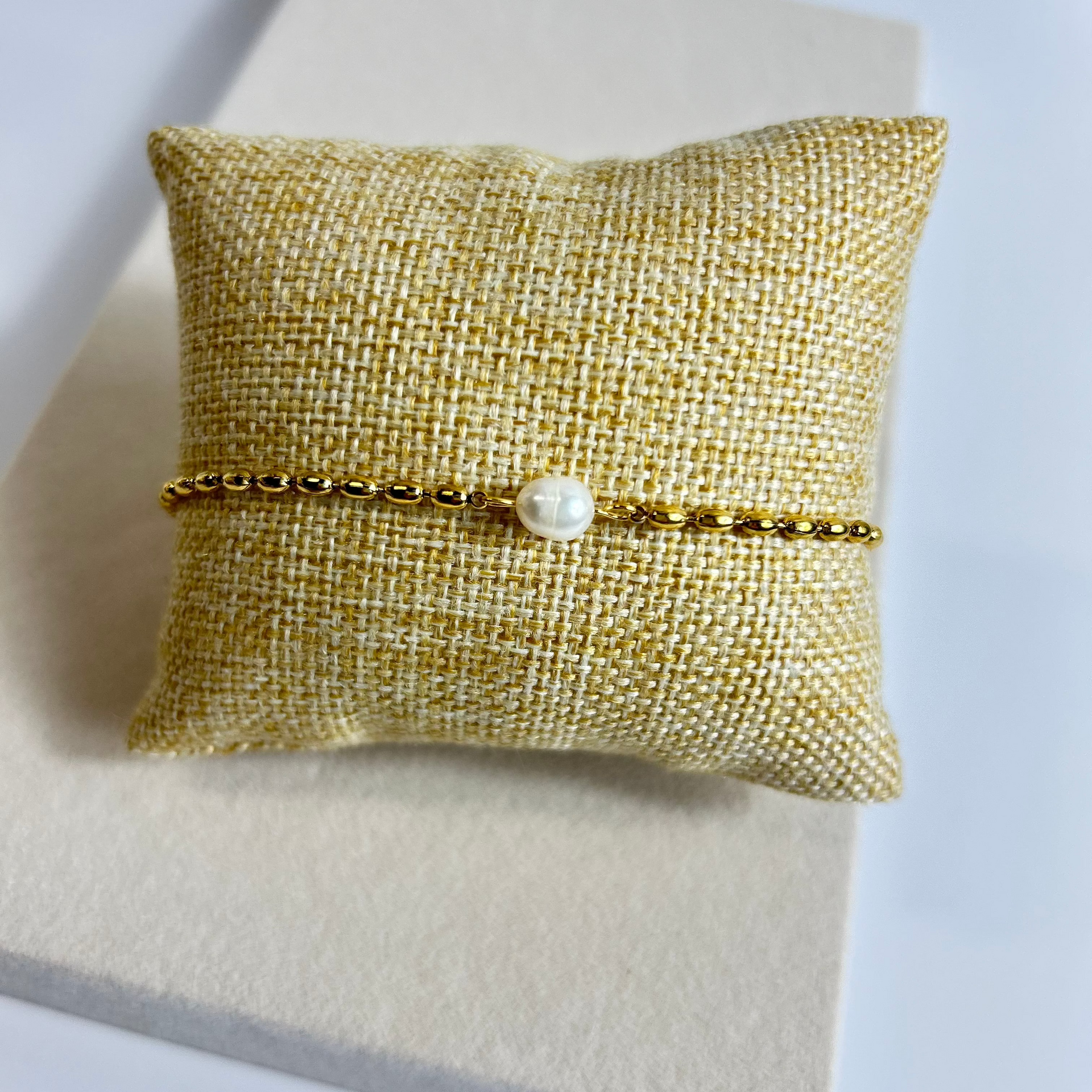 Pearl Bead Bracelet