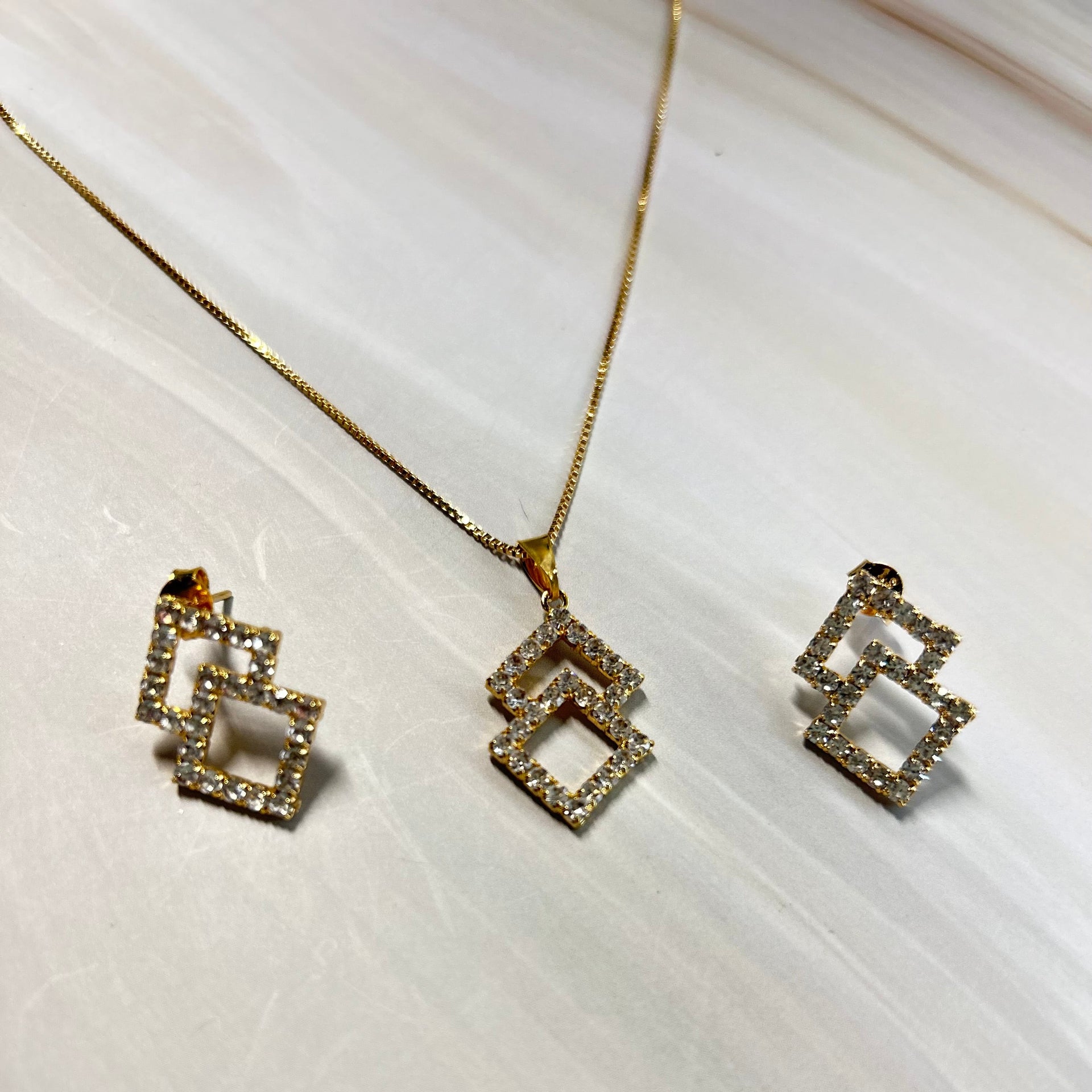 Llayda Jewelry Set