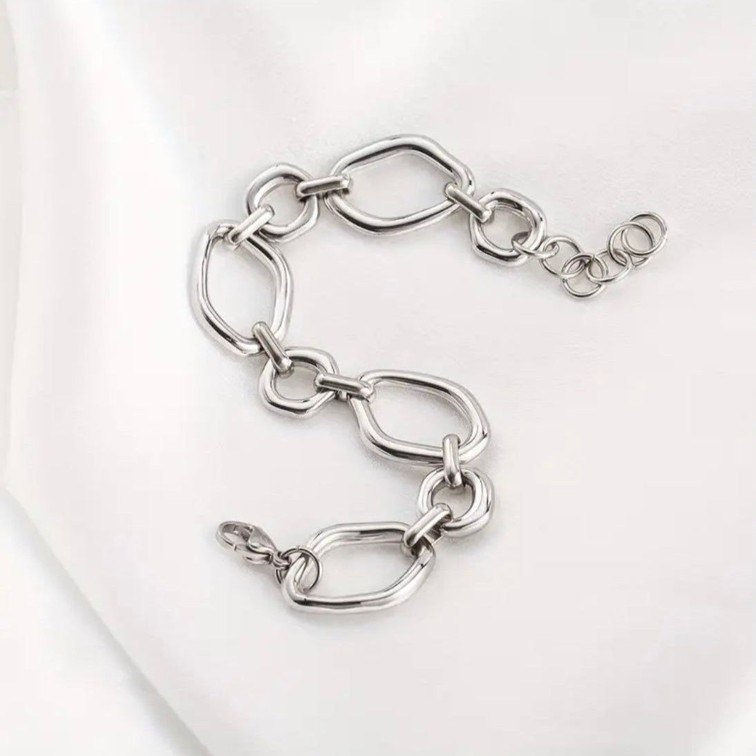 Aria Bracelet